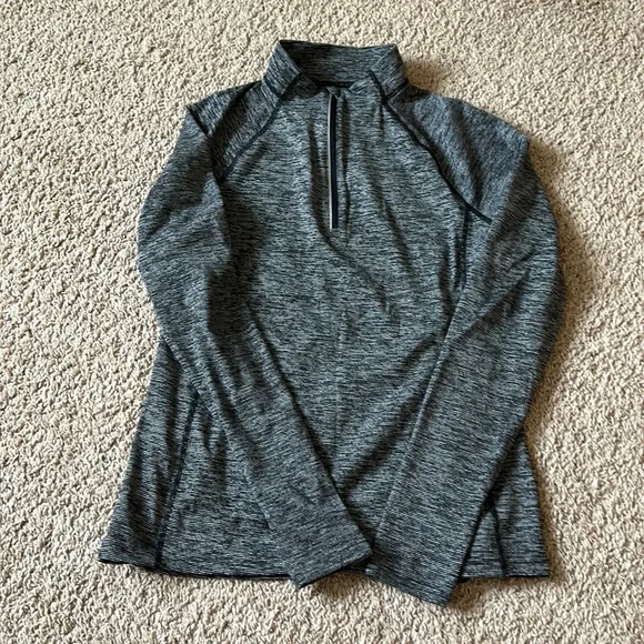 Top - Picture 1 of 2